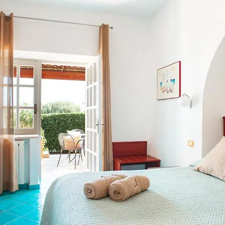 ポッジオ アラゴスタ ホテル＆スパ カザミッチョラ・テルメ