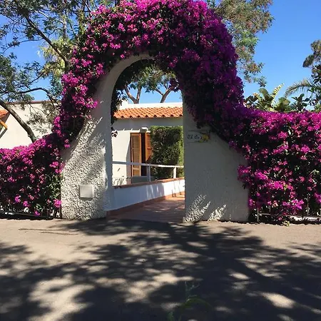 Hotel Poggio Aragosta & 4*