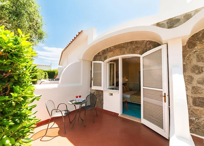 Hotel Poggio Aragosta & 4*