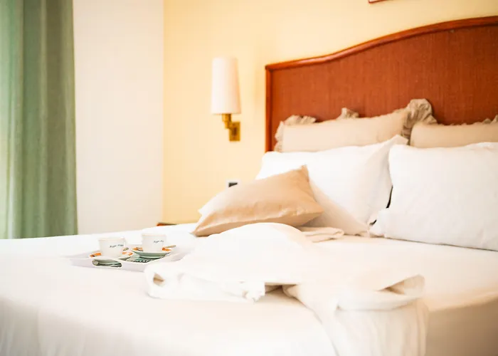 Poggio Aragosta & Hotel