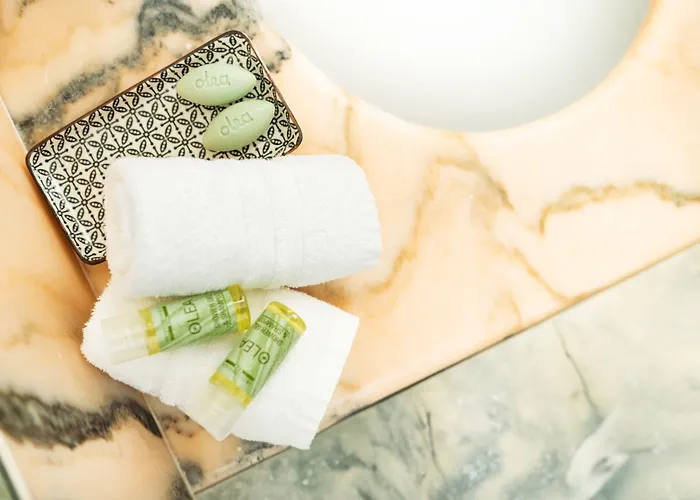 Poggio Aragosta & Hotel